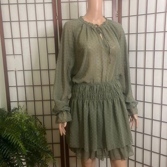 ASOS DESIGNS TEXTURED‎ MINI DOT DRESS SIZE 8 - Picture 1 of 6